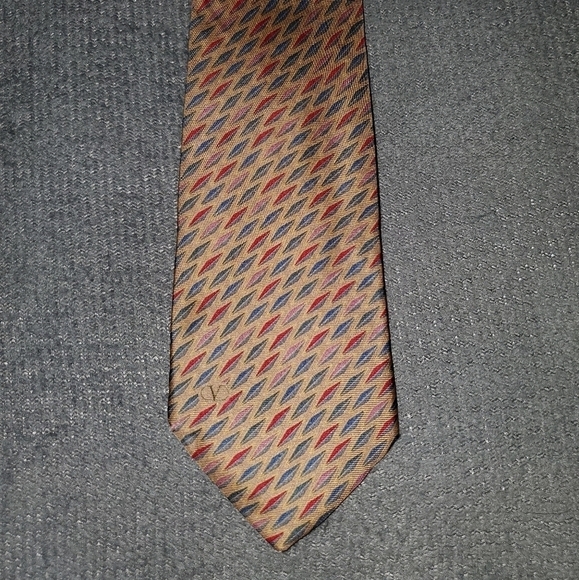 TAN/GOLD TIE WITH DIAMOND PATTERN NEW - Picture 1 of 6